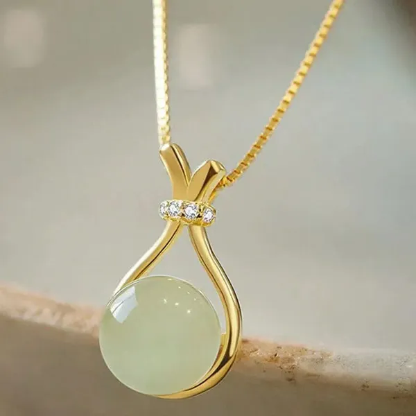 Gold_Pot_Pendants_For_Women